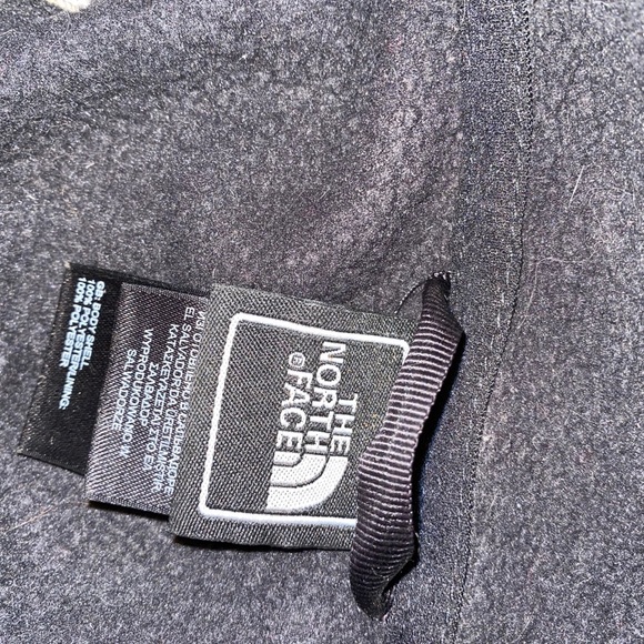Women’s North Face Fleece - Picture 3 of 5